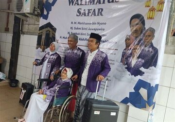 109 yaşlı Nene Sombok bu ilin ən yaşlı zəvvarıdır + Foto